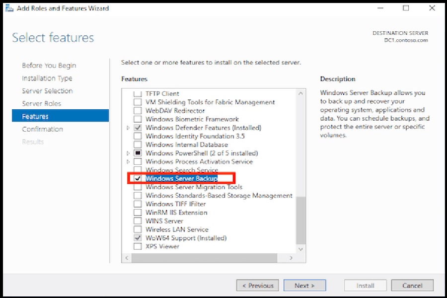 در شروع نصب "Server Manager" را اجرا کنید و از داشبورد اصلی بر روی "Add roles and features" کلیک کنید. بعد از این مرحله چندین بار بر روی "Next" ضربه بزنید تا به قسمت "Features" برسید. در این مرحله به دنبال Windows Server Backup"" بگردید. بر روی کادر آن علامت بزنید و روی "Next" کلیک کنید.